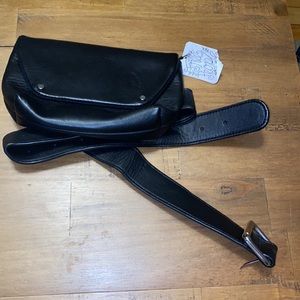 FREE PEOPLE| Cecile belt bag